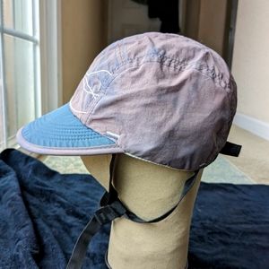 Crossen water hat